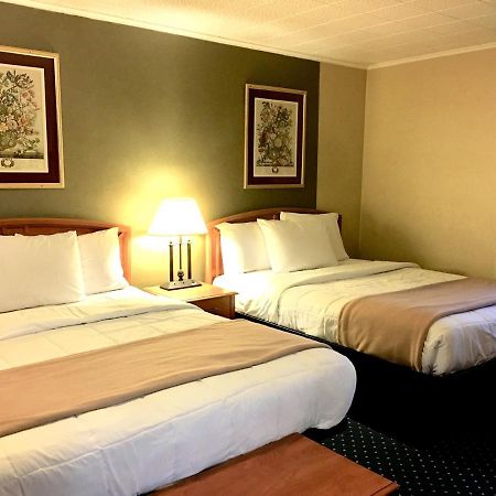 Scottish Inns Fayetteville ภายนอก รูปภาพ