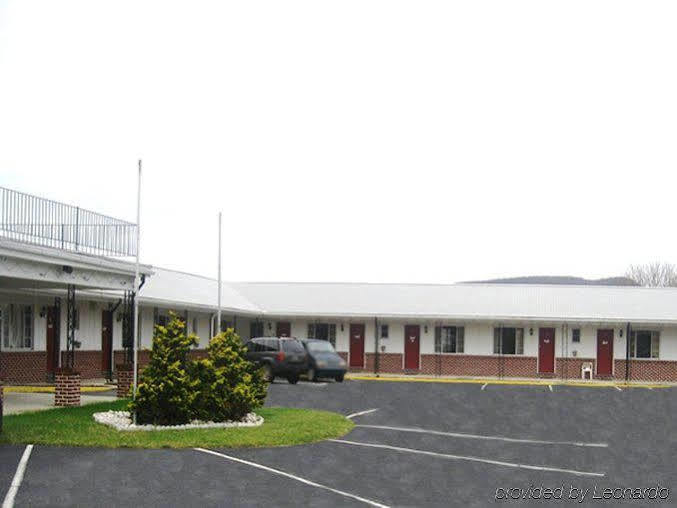 Scottish Inns Fayetteville ภายนอก รูปภาพ